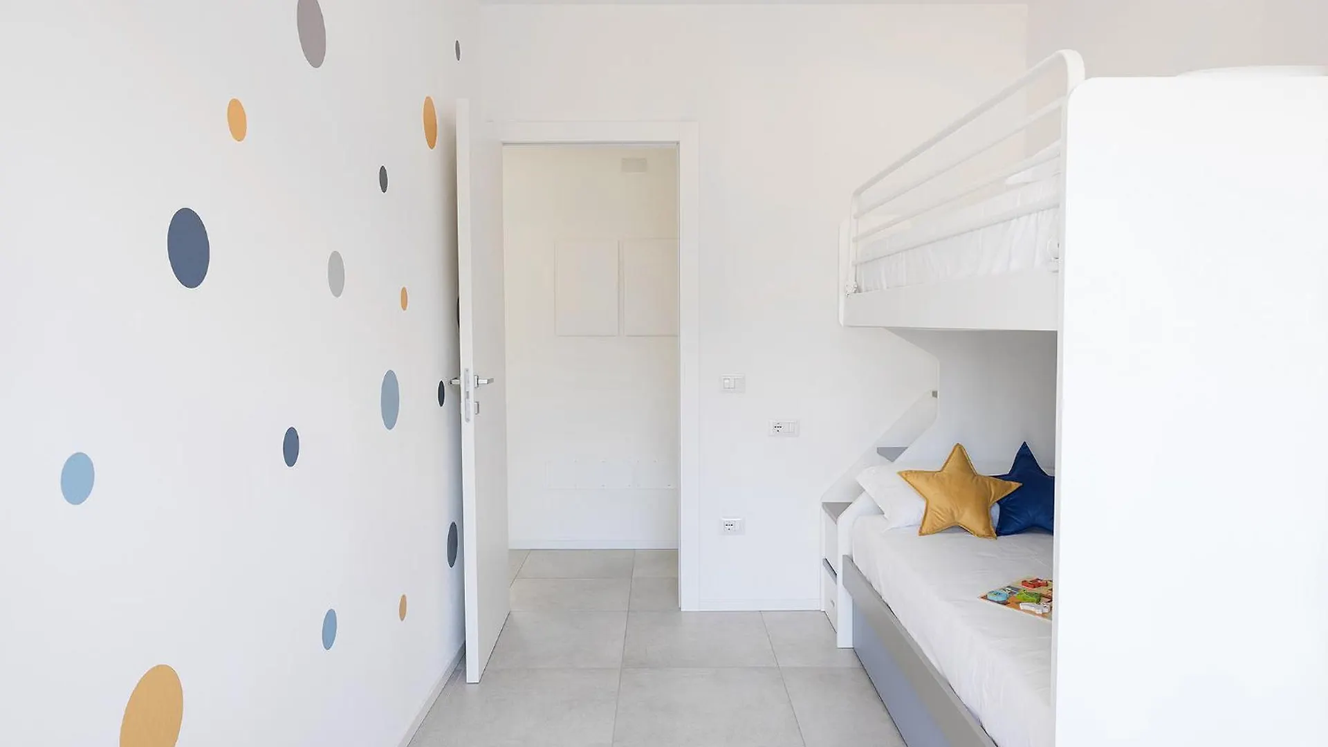 קאורלה R1 Apartment איטליה